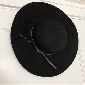 Black Wool Hat
